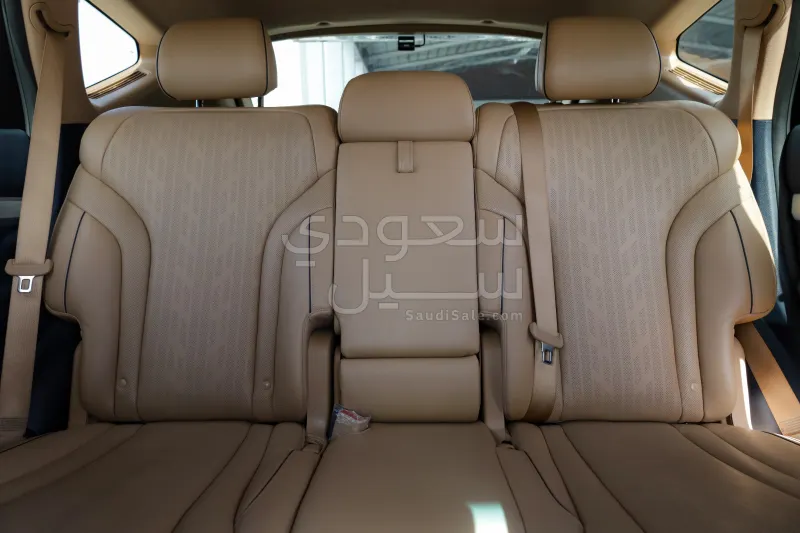 2021 جينيسيس جي في 80