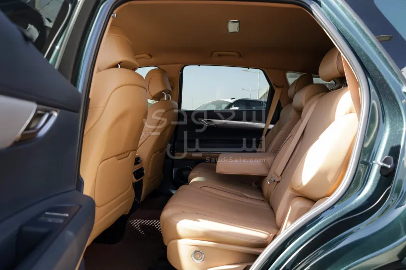 2021 جينيسيس جي في 80