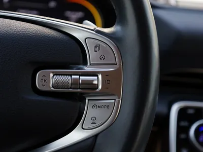 2021 جينيسيس جي في 80