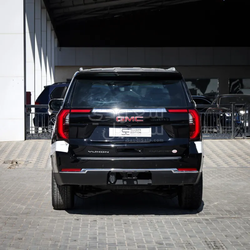 2025 جي ام سي يوكون اليفيشن