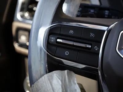 2025 جي ام سي يوكون اليفيشن