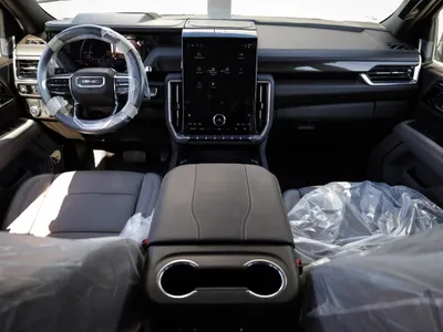 2025 جي ام سي يوكون اليفيشن