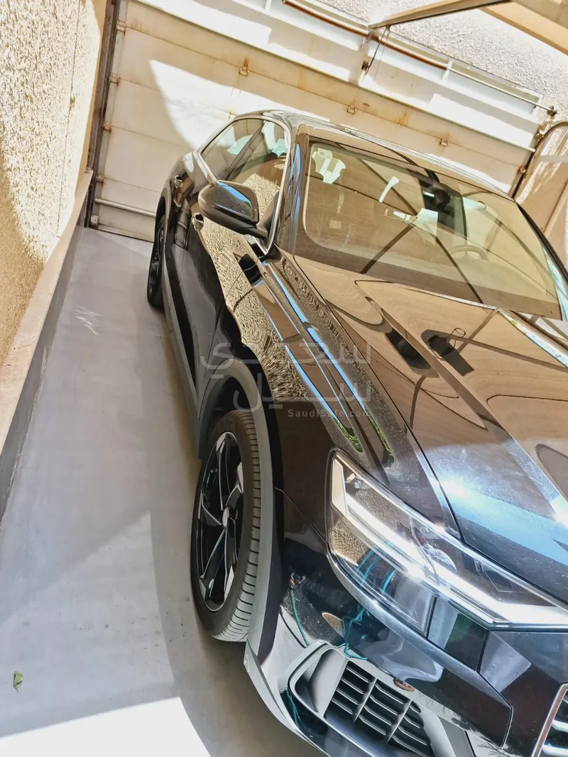 2020 اودي كيو 8