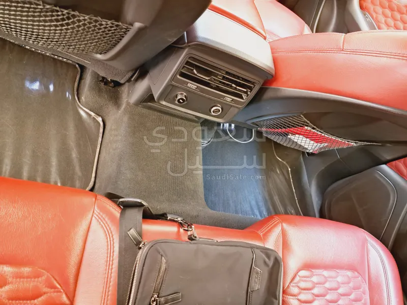 2020 اودي كيو 8