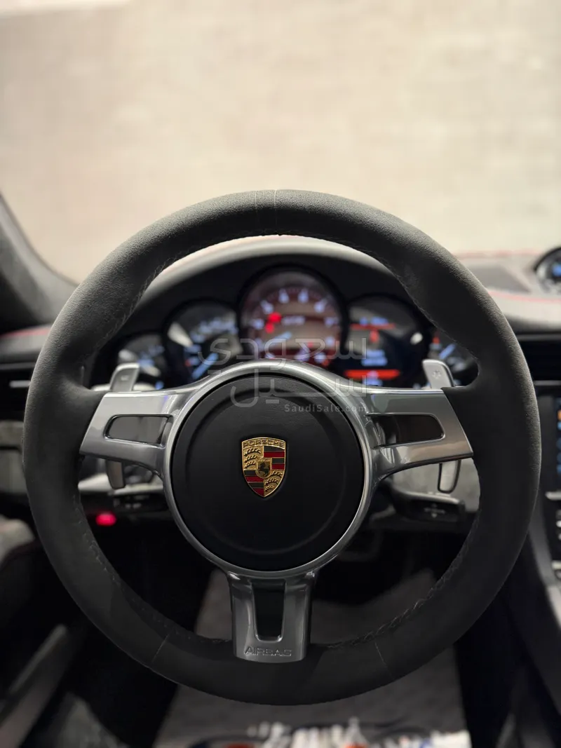 2016 بورش 911 تارجا 4 جي تي اس