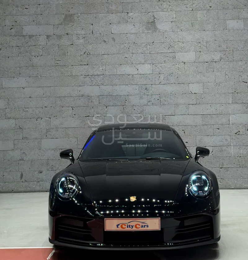 2025 بورش 911 كاريرا