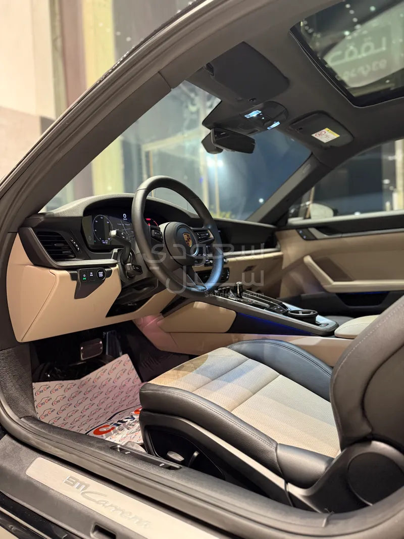 2025 بورش 911 كاريرا