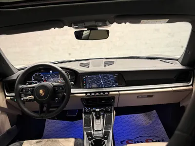 2025 بورش 911 كاريرا