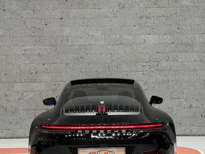 2025 بورش 911 كاريرا