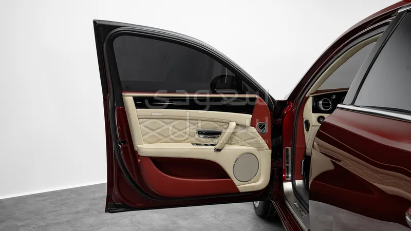 2014 بنتلي كونتيننتل فلاينج سبير دابليو 12