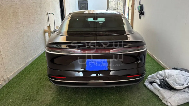 2025 لوسيد اير بيور