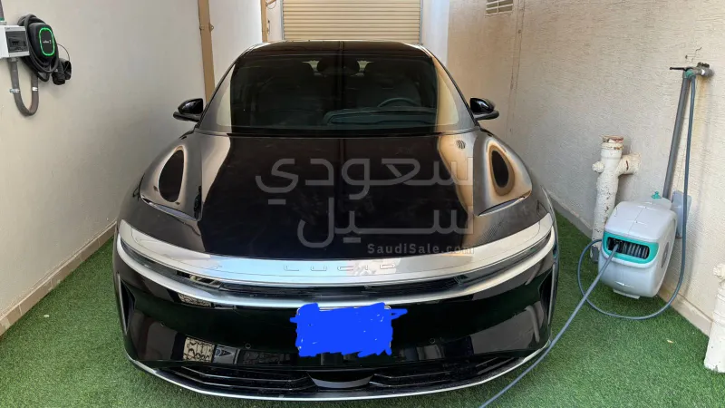 2025 لوسيد اير بيور