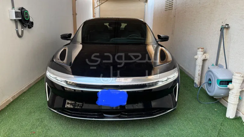 2025 لوسيد اير بيور