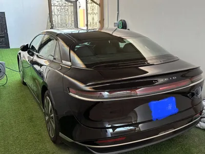 2025 لوسيد اير بيور