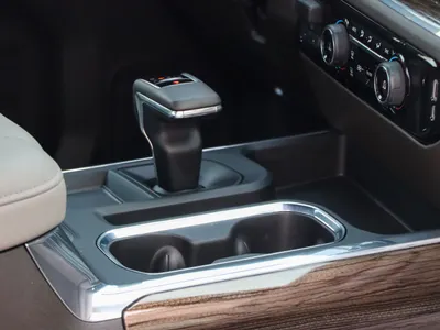 2024 شفروليه سلفرادو زد 71