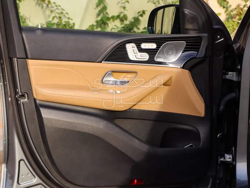 2024 مرسيدس - بنز جي إل إي 450