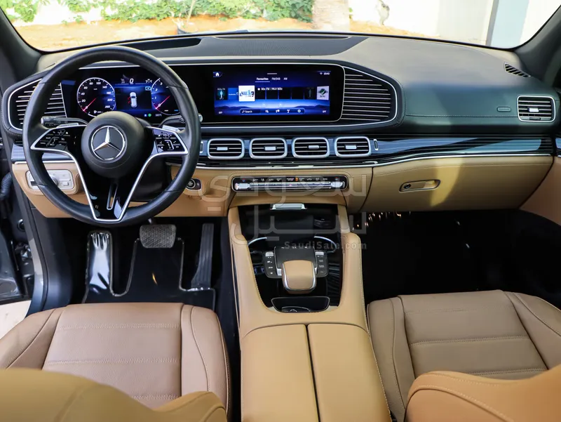 2024 مرسيدس - بنز جي إل إي 450