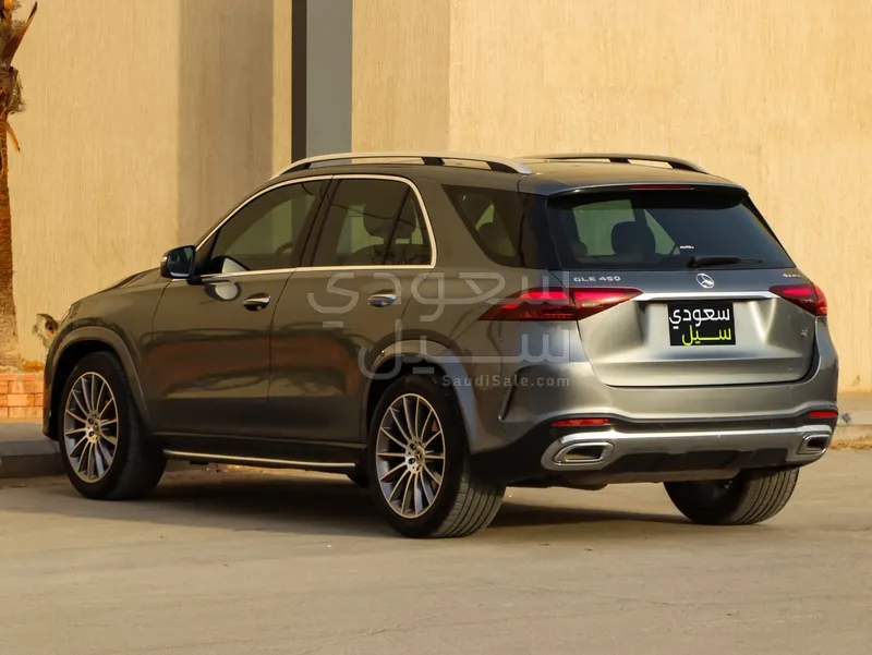 2024 مرسيدس - بنز جي إل إي 450