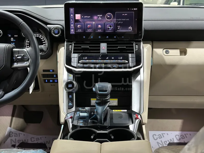 2024 تويوتا لاند كروزر جي اكس ار