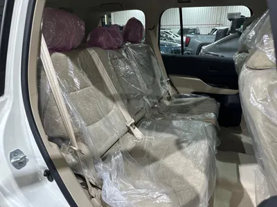 2024 تويوتا لاند كروزر جي اكس ار