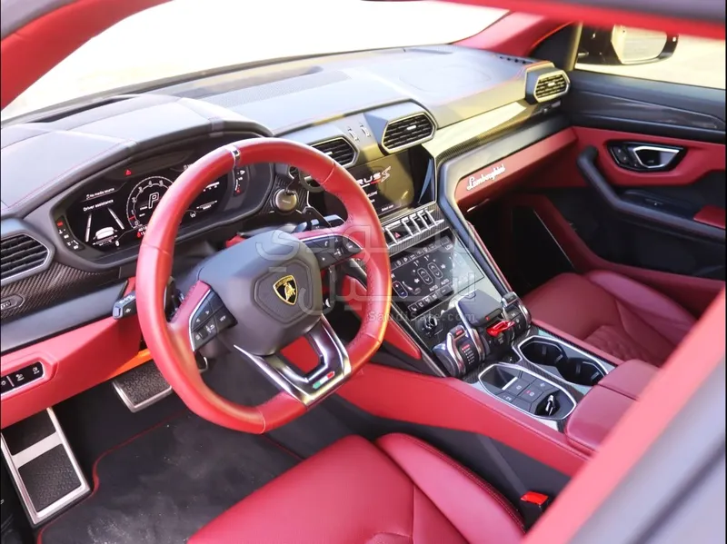 2023 لمبرجيني اوروس اس