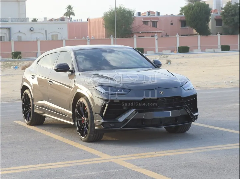 2023 لمبرجيني اوروس اس