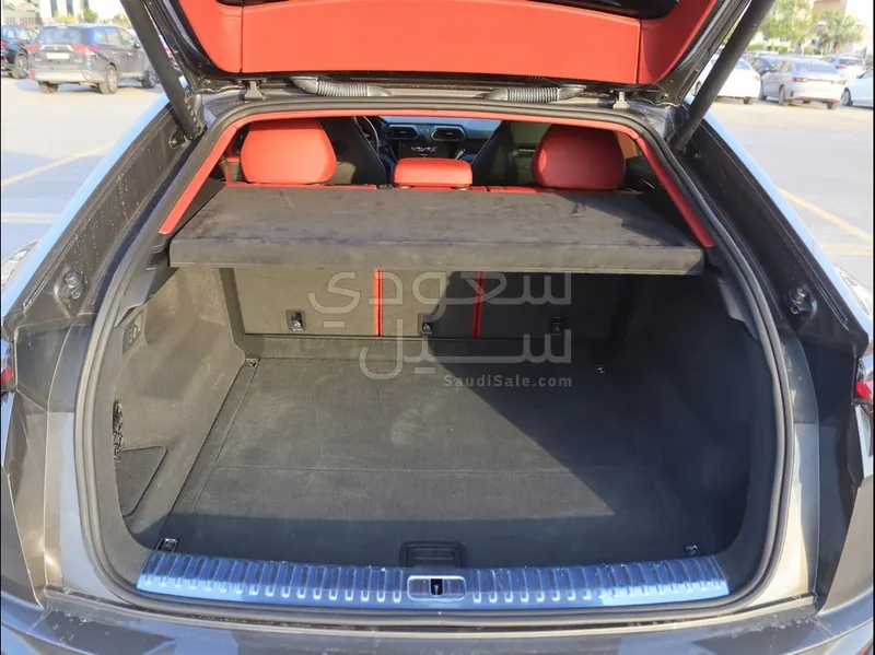 2023 لمبرجيني اوروس اس