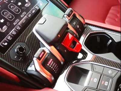 2023 لمبرجيني اوروس اس