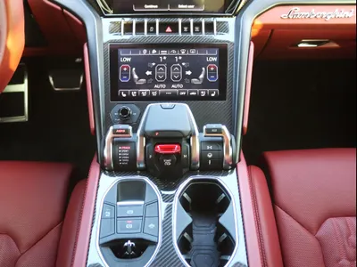 2023 لمبرجيني اوروس اس