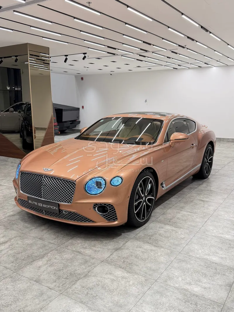 2022 بنتلي كونتيننتل جي تي