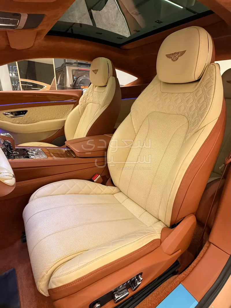 2022 بنتلي كونتيننتل جي تي