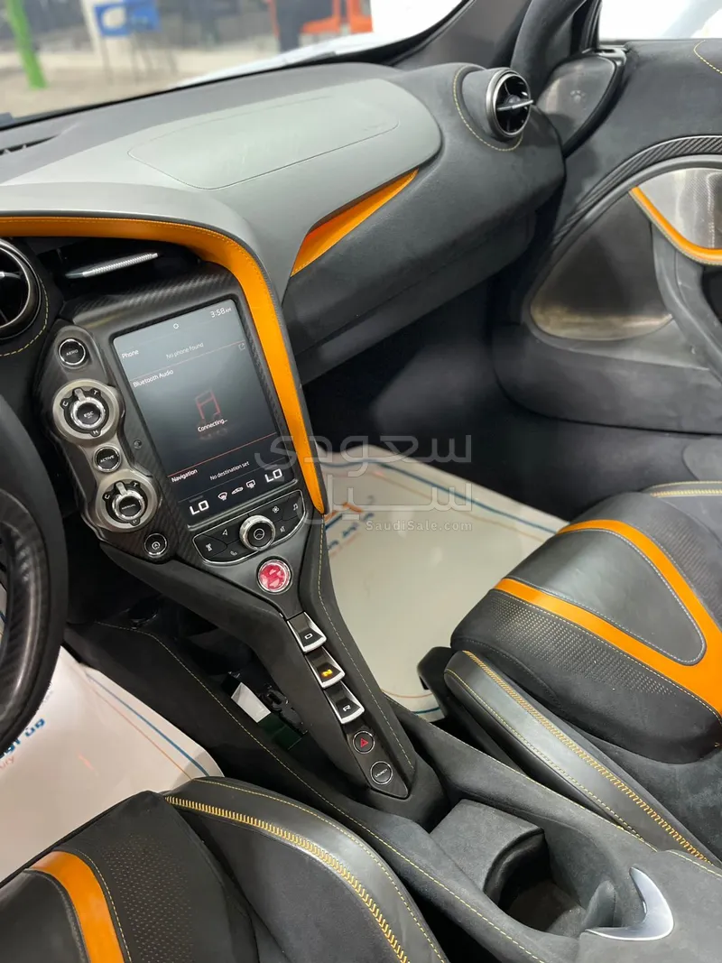 2018 مكلارين 720 إس