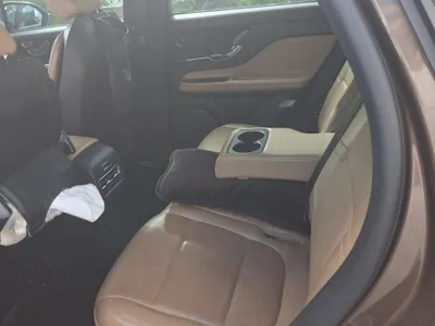 2022 لنكولن كورسير