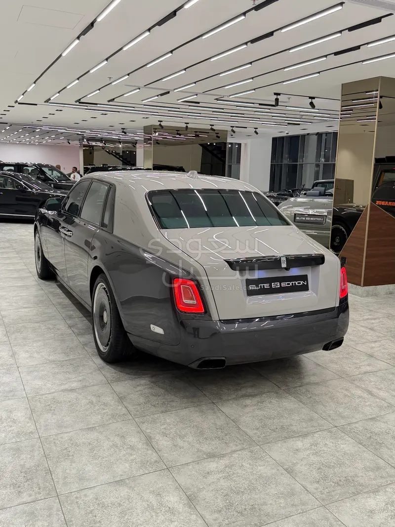 2023 رولز رويس فانتوم