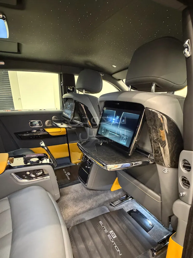 2023 رولز رويس فانتوم