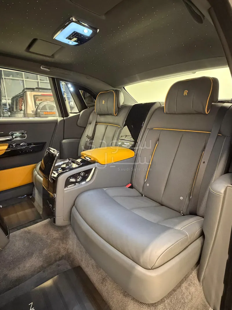 2023 رولز رويس فانتوم