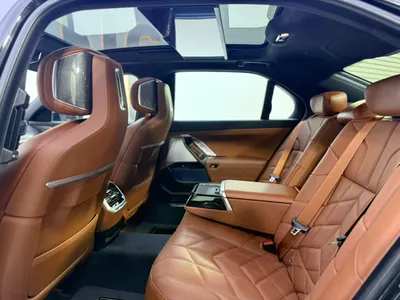 2023 بي ام دبليو الفئة السابعة 735أي