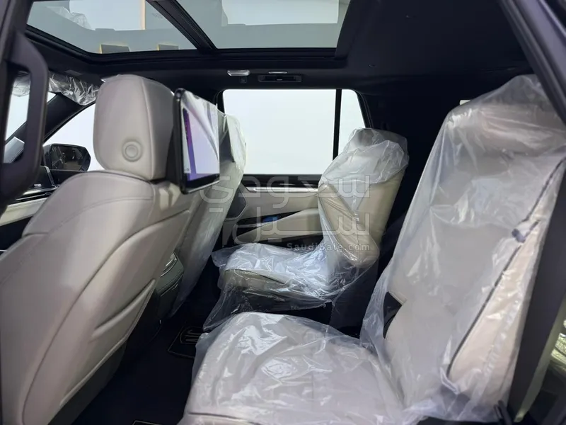 2025 كاديلاك اسكاليد