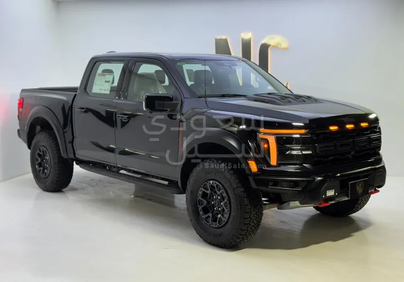 2025 فورد اف 150 رابتور ار