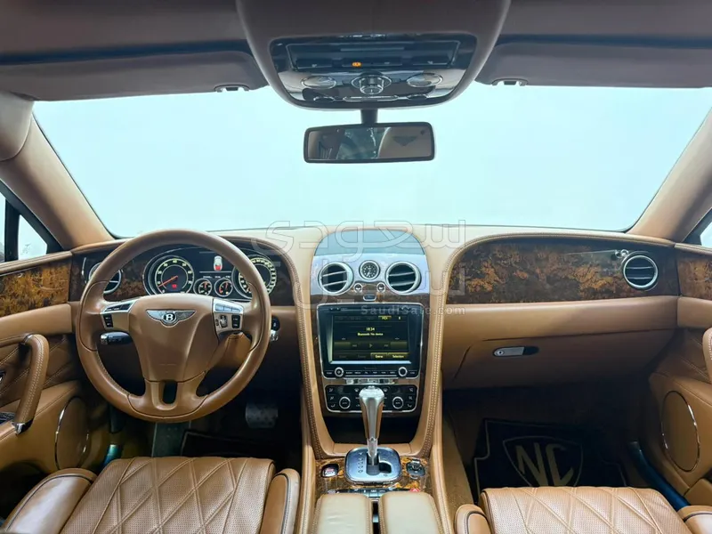 2015 بنتلي كونتيننتل فلاينج سبير