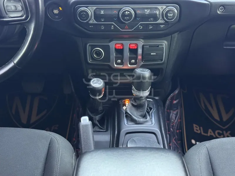 2020 جييب رانجلر