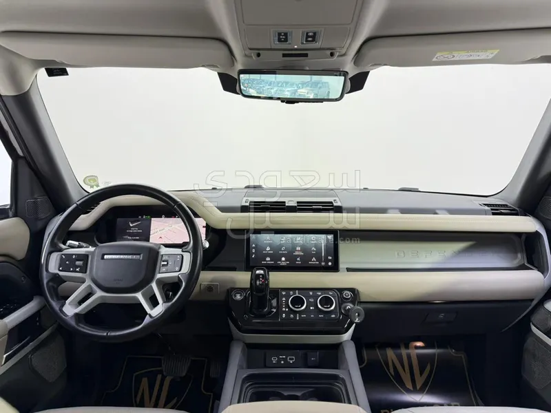 2020 لاند روفر ديفيندر فيرست ادشن