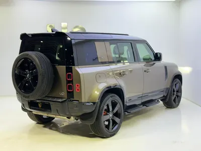 2020 لاند روفر ديفيندر فيرست ادشن