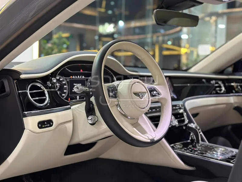2023 بنتلي كونتيننتل فلاينج سبير اس