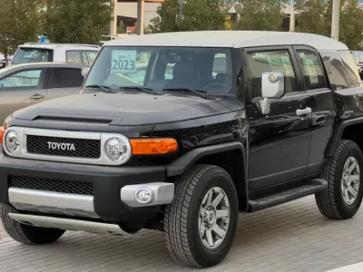2023 Toyota FJ Cruiser 2