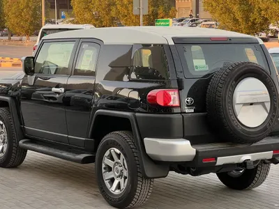 2023 Toyota FJ Cruiser 2