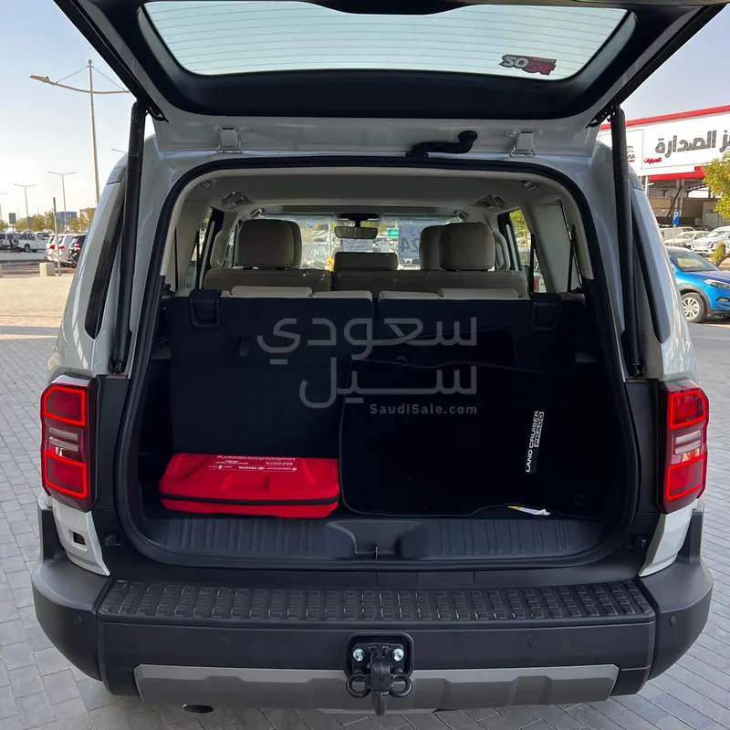 2024 Toyota Prado TX