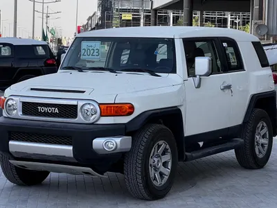2023 Toyota FJ Cruiser 2