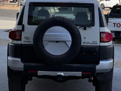 2023 Toyota FJ Cruiser 2