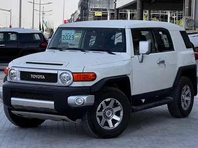 2023 Toyota FJ Cruiser 2